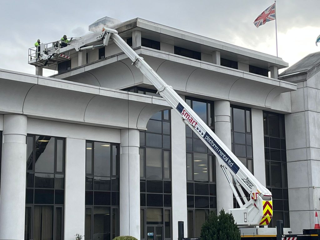 Facade_cleaning_2