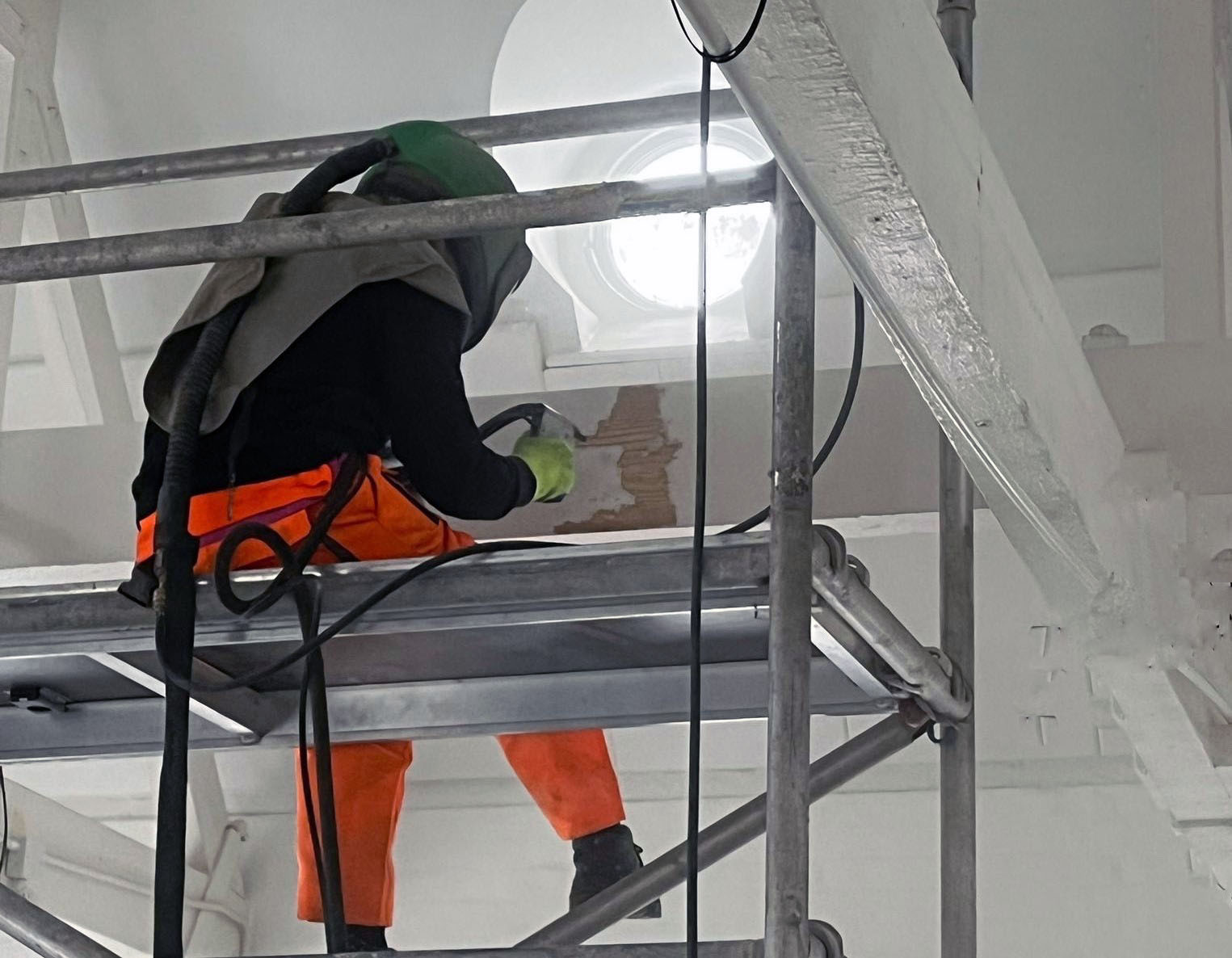 Timber blasting home